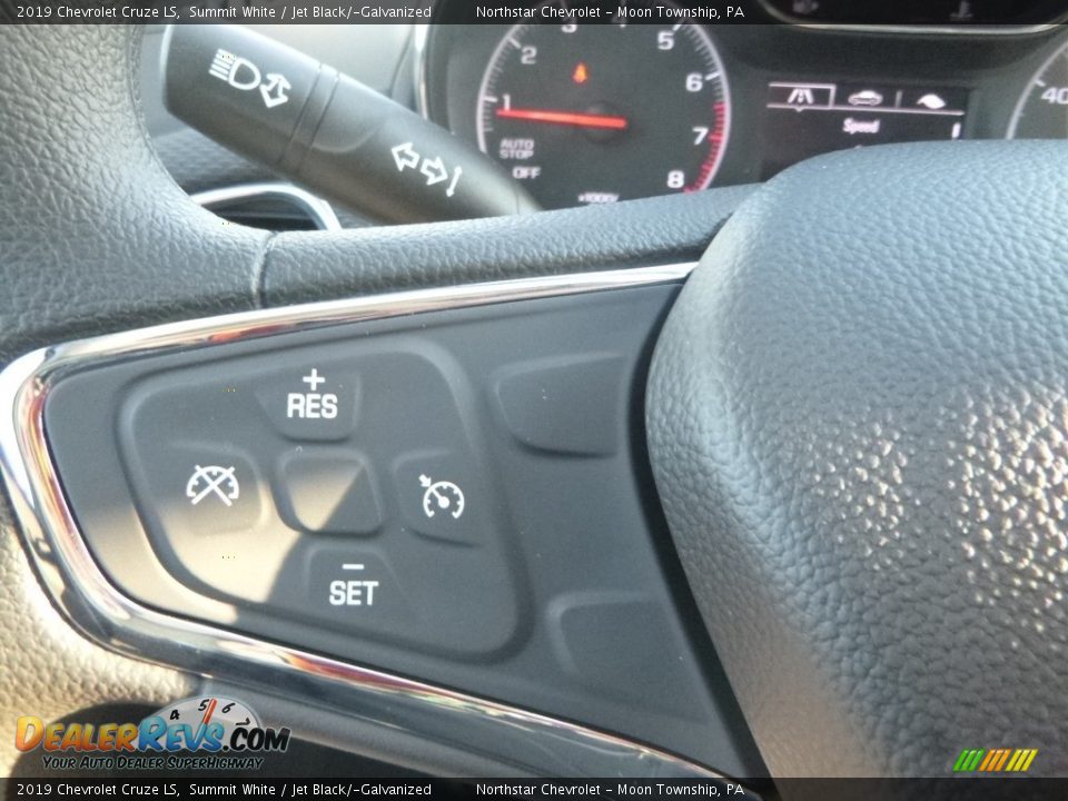 2019 Chevrolet Cruze LS Summit White / Jet Black/­Galvanized Photo #20