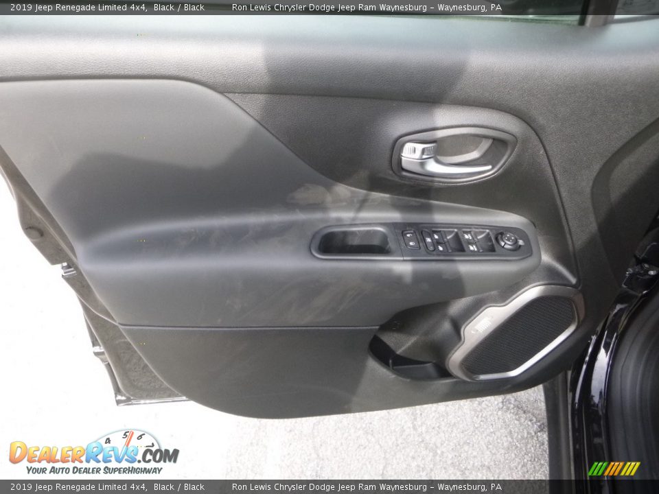 2019 Jeep Renegade Limited 4x4 Black / Black Photo #15
