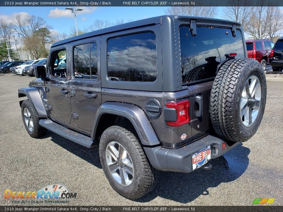 2019 Jeep Wrangler Unlimited Sahara 4x4 Sting-Gray / Black Photo #4
