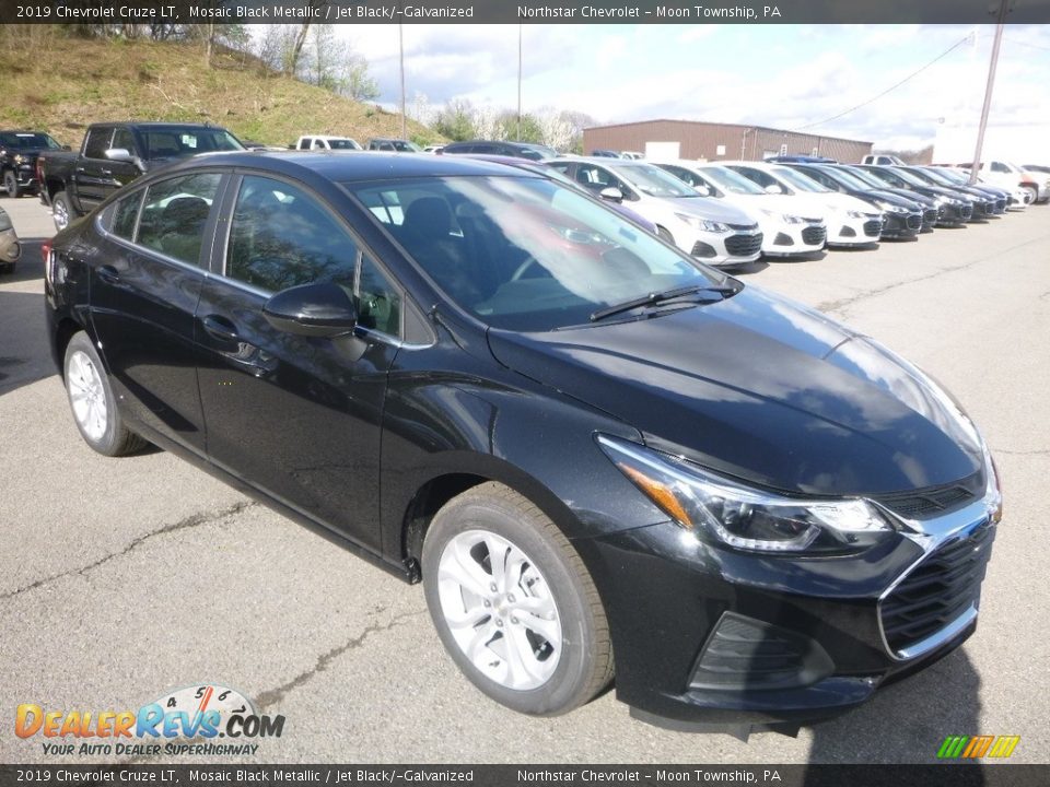 2019 Chevrolet Cruze LT Mosaic Black Metallic / Jet Black/­Galvanized Photo #7