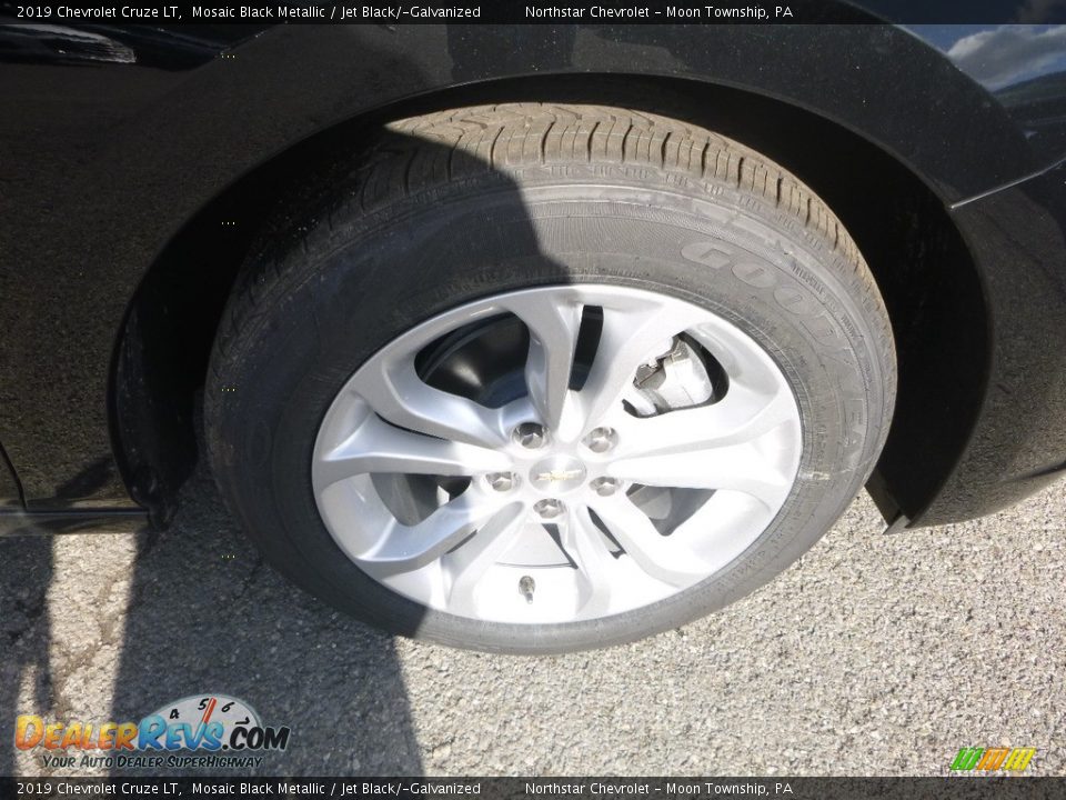 2019 Chevrolet Cruze LT Mosaic Black Metallic / Jet Black/­Galvanized Photo #8