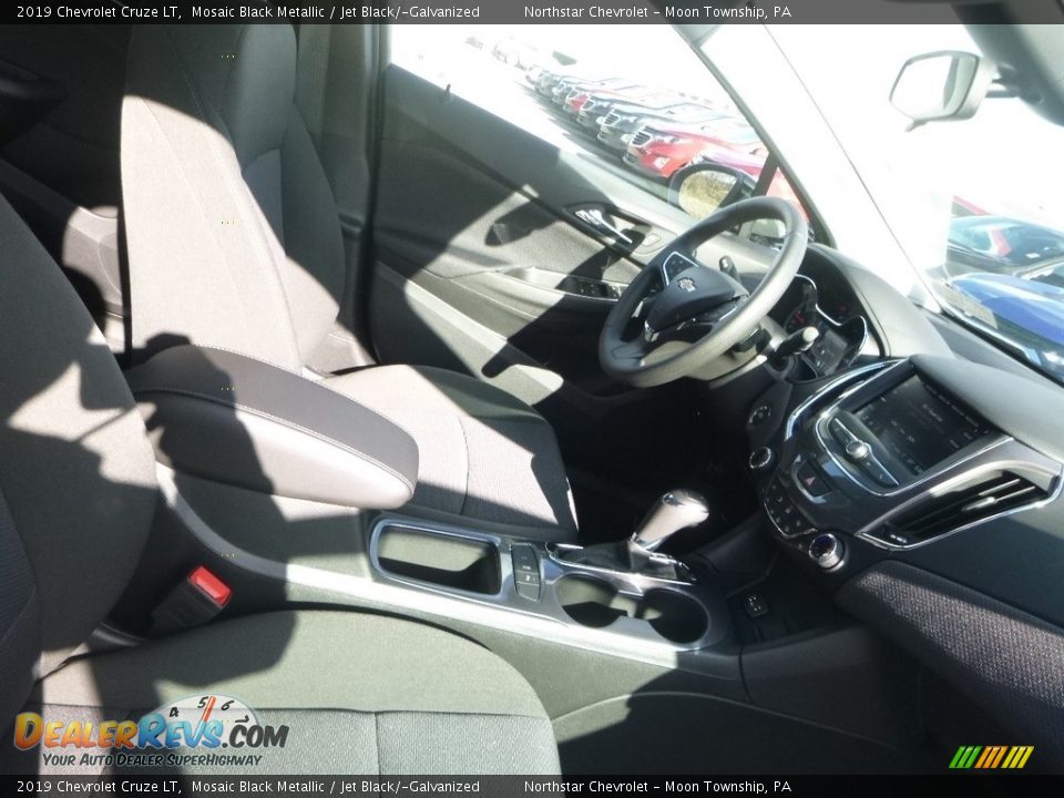 2019 Chevrolet Cruze LT Mosaic Black Metallic / Jet Black/­Galvanized Photo #9