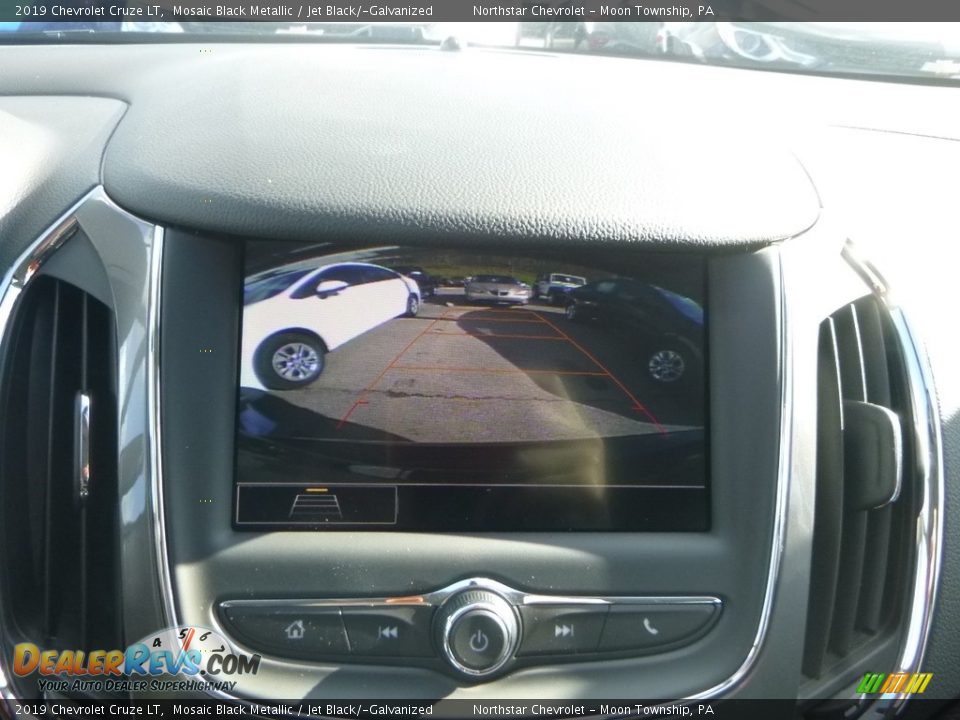 2019 Chevrolet Cruze LT Mosaic Black Metallic / Jet Black/­Galvanized Photo #17