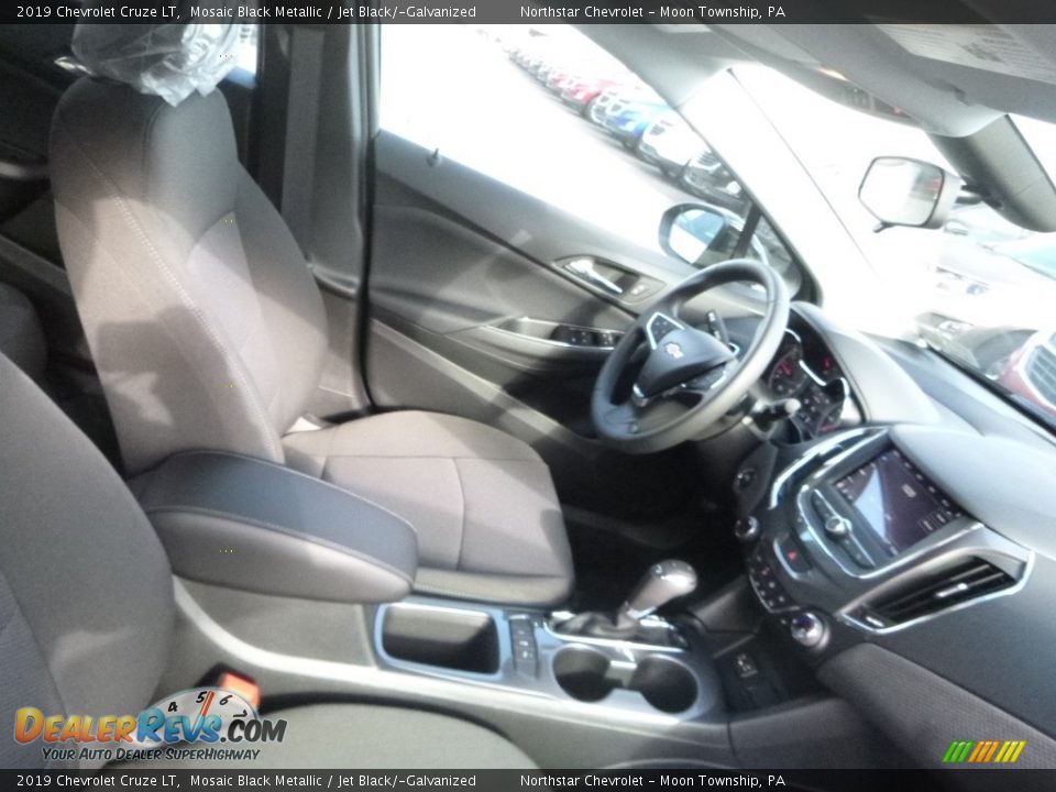 2019 Chevrolet Cruze LT Mosaic Black Metallic / Jet Black/­Galvanized Photo #10