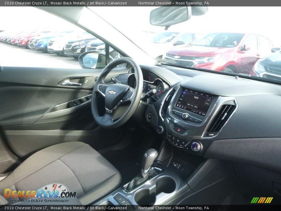 2019 Chevrolet Cruze LT Mosaic Black Metallic / Jet Black/­Galvanized Photo #11