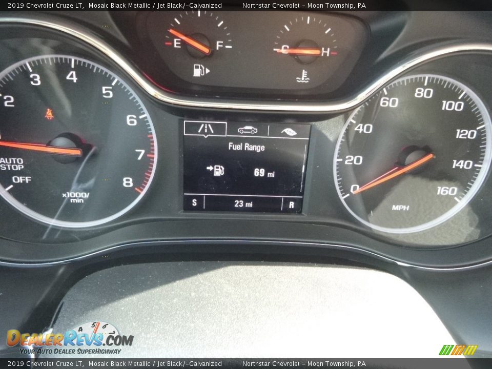 2019 Chevrolet Cruze LT Mosaic Black Metallic / Jet Black/­Galvanized Photo #20