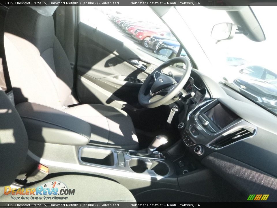 2019 Chevrolet Cruze LS Oakwood Metallic / Jet Black/­Galvanized Photo #10