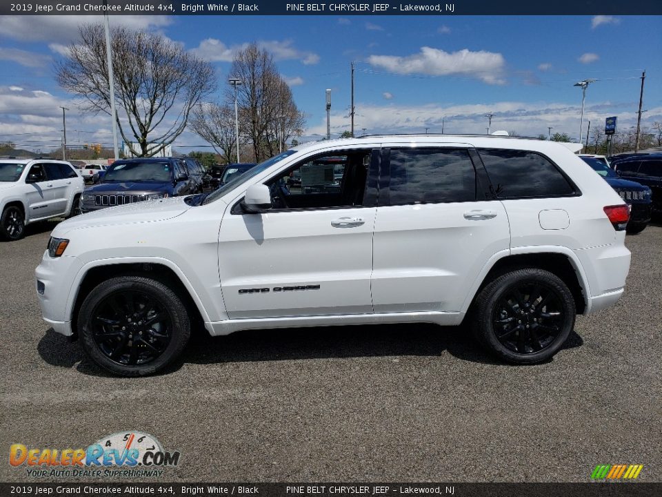 2019 Jeep Grand Cherokee Altitude 4x4 Bright White / Black Photo #3