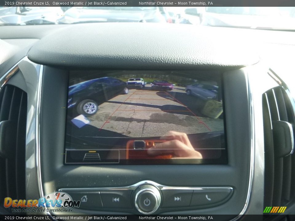 2019 Chevrolet Cruze LS Oakwood Metallic / Jet Black/­Galvanized Photo #18