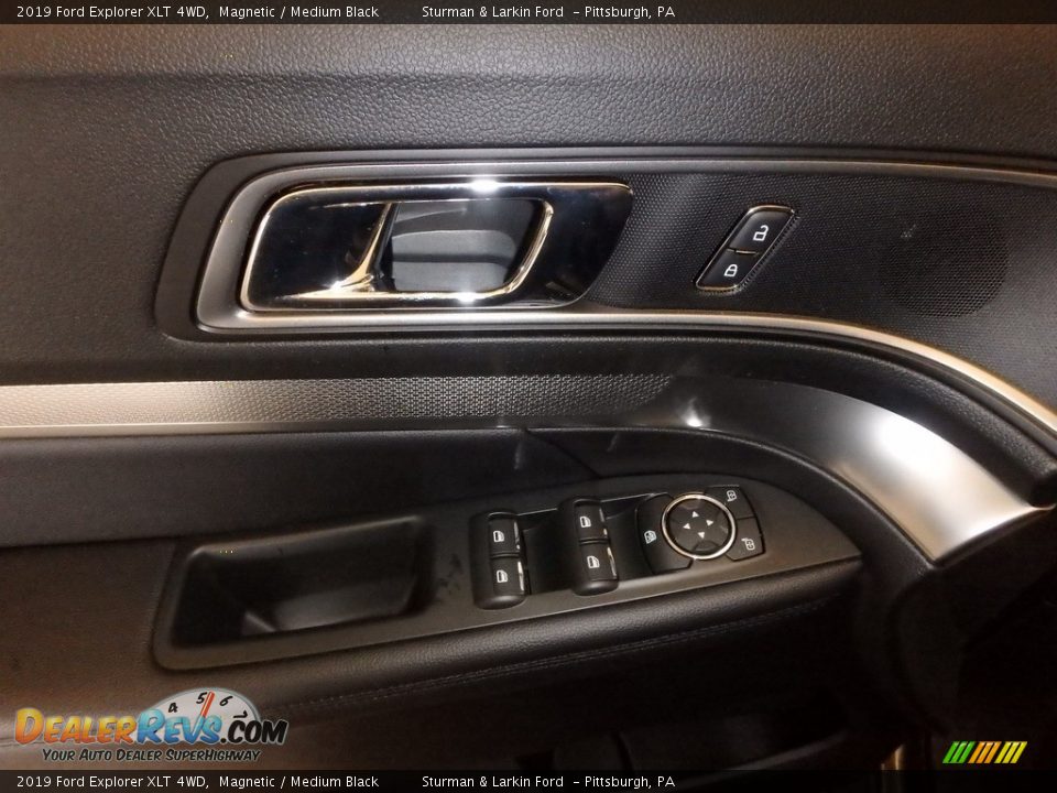 2019 Ford Explorer XLT 4WD Magnetic / Medium Black Photo #10
