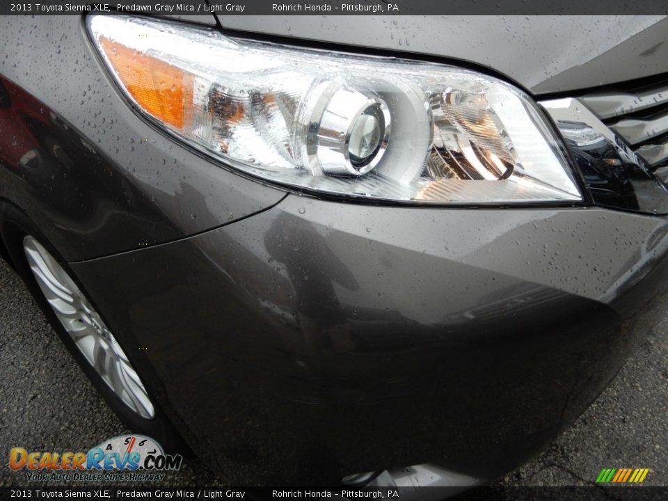 2013 Toyota Sienna XLE Predawn Gray Mica / Light Gray Photo #14