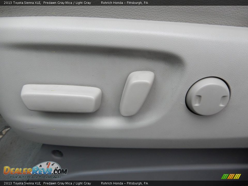 2013 Toyota Sienna XLE Predawn Gray Mica / Light Gray Photo #22