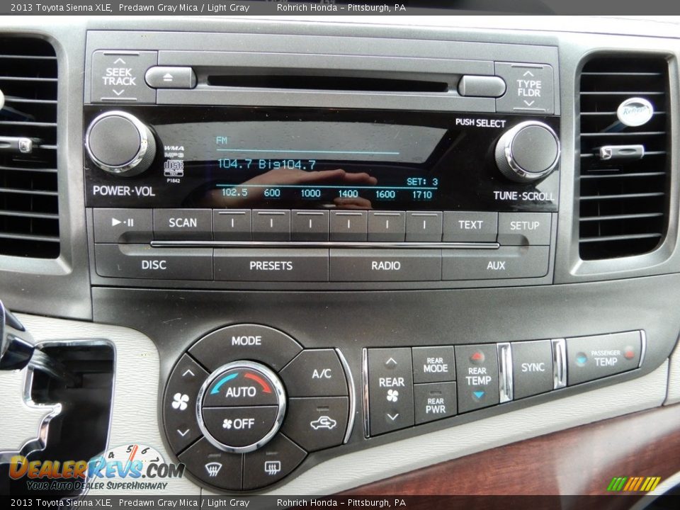 2013 Toyota Sienna XLE Predawn Gray Mica / Light Gray Photo #26