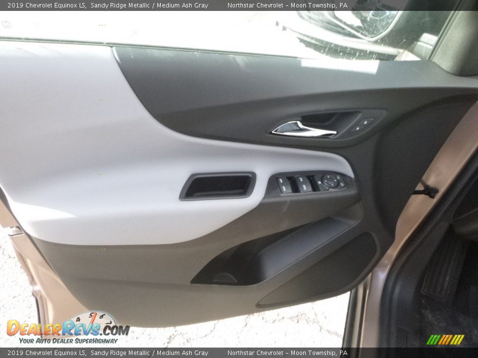 2019 Chevrolet Equinox LS Sandy Ridge Metallic / Medium Ash Gray Photo #14