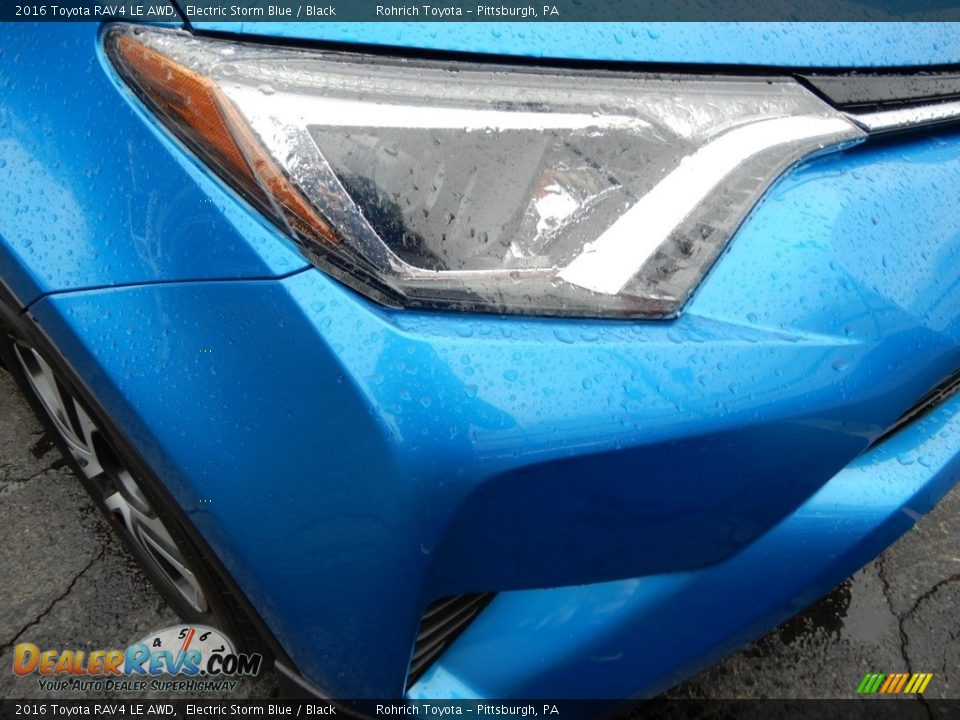 2016 Toyota RAV4 LE AWD Electric Storm Blue / Black Photo #14