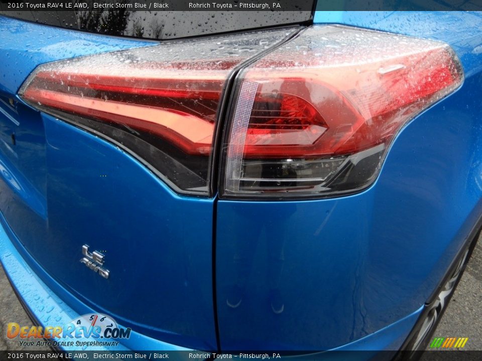 2016 Toyota RAV4 LE AWD Electric Storm Blue / Black Photo #15