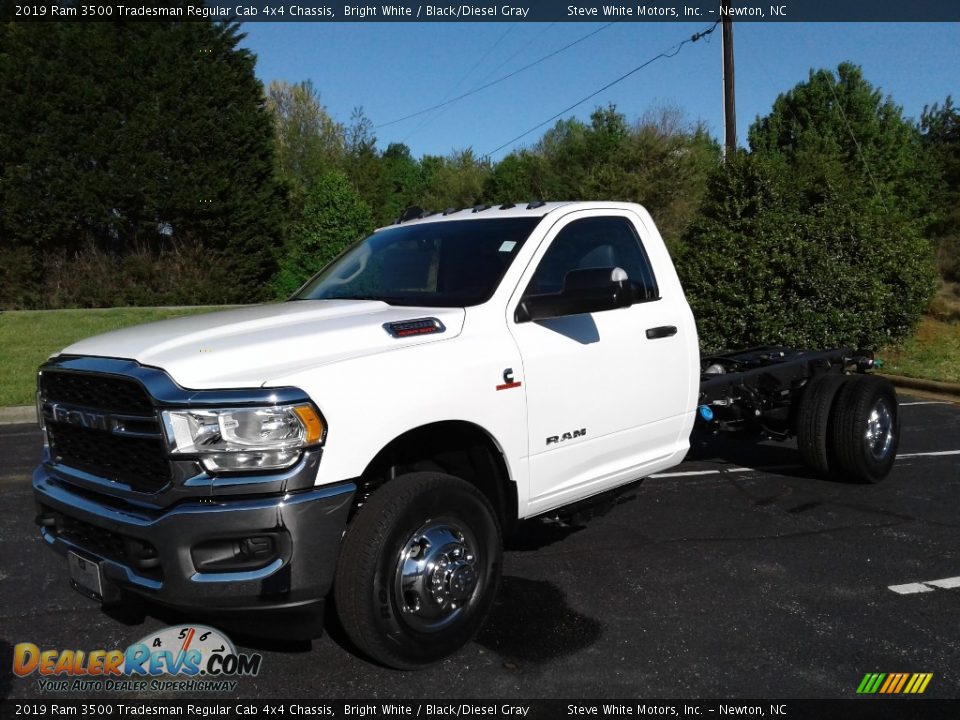 2019 Ram 3500 Tradesman Regular Cab 4x4 Chassis Bright White / Black/Diesel Gray Photo #2