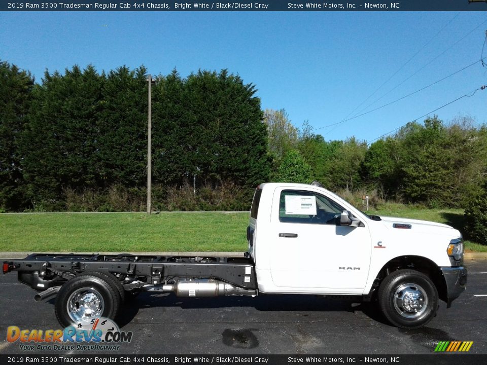 2019 Ram 3500 Tradesman Regular Cab 4x4 Chassis Bright White / Black/Diesel Gray Photo #5