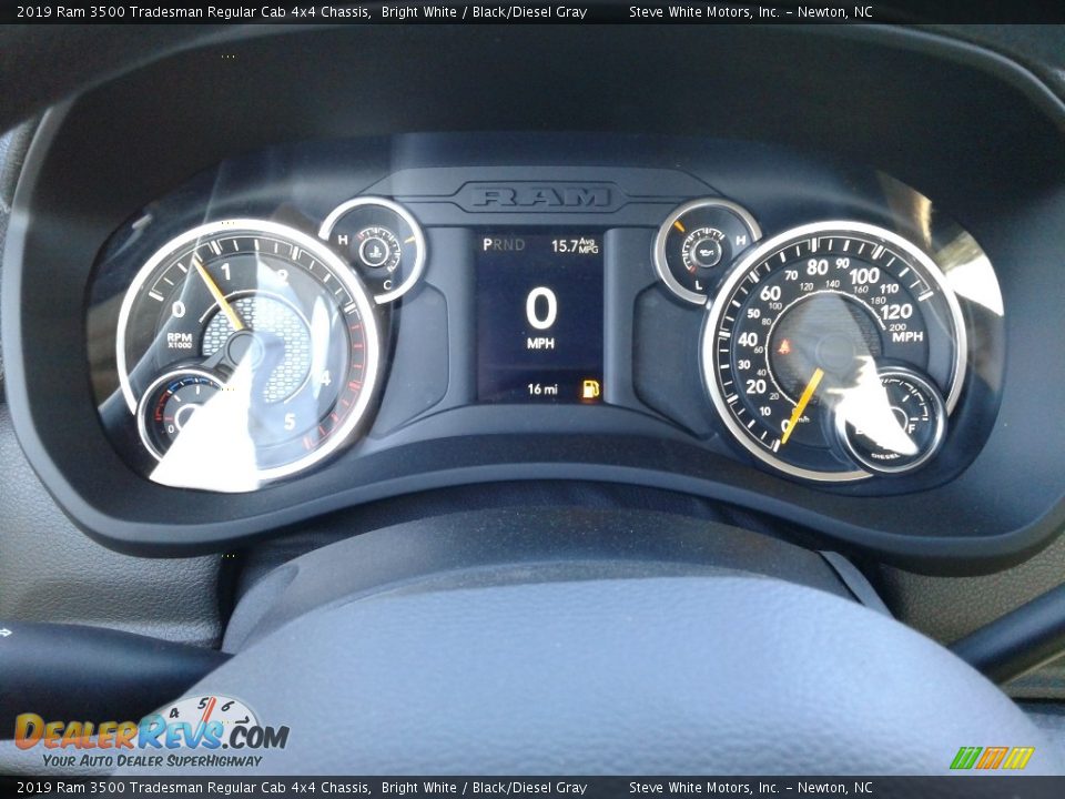 2019 Ram 3500 Tradesman Regular Cab 4x4 Chassis Bright White / Black/Diesel Gray Photo #16