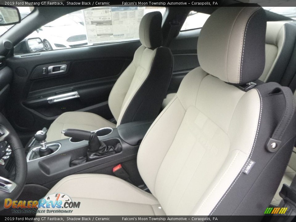 Front Seat of 2019 Ford Mustang GT Fastback Photo #9