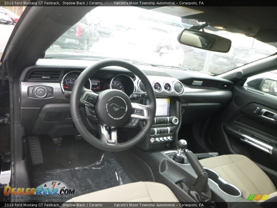 Dashboard of 2019 Ford Mustang GT Fastback Photo #11