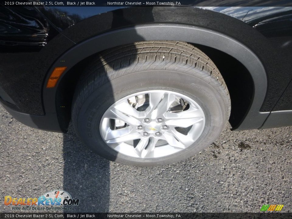 2019 Chevrolet Blazer 2.5L Cloth Black / Jet Black Photo #2