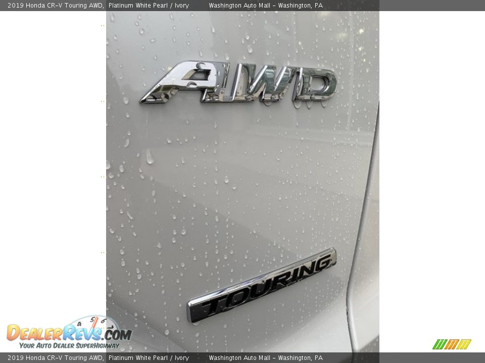 2019 Honda CR-V Touring AWD Platinum White Pearl / Ivory Photo #24