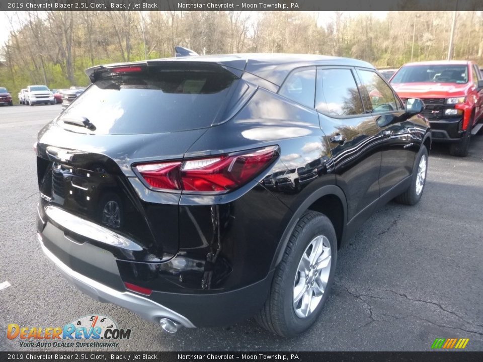 2019 Chevrolet Blazer 2.5L Cloth Black / Jet Black Photo #6