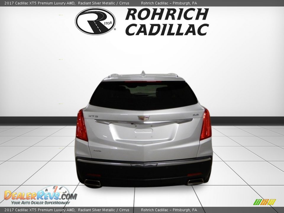 2017 Cadillac XT5 Premium Luxury AWD Radiant Silver Metallic / Cirrus Photo #4