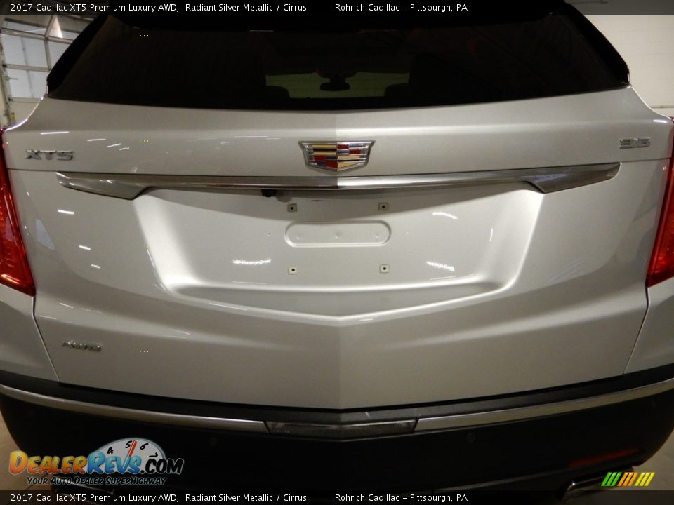 2017 Cadillac XT5 Premium Luxury AWD Radiant Silver Metallic / Cirrus Photo #13