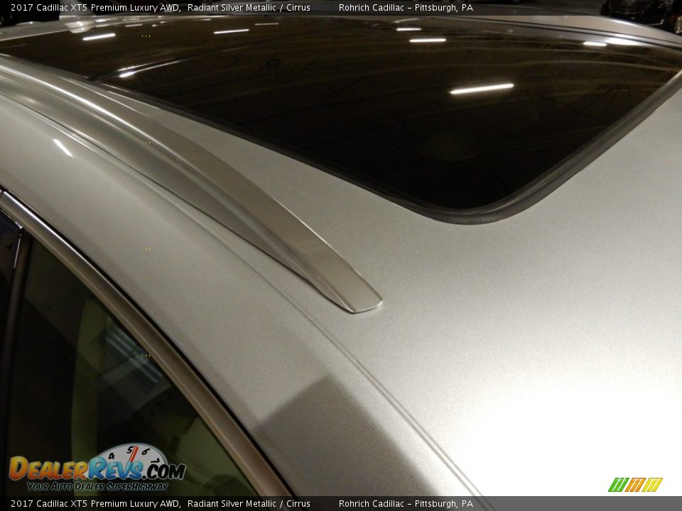 2017 Cadillac XT5 Premium Luxury AWD Radiant Silver Metallic / Cirrus Photo #14