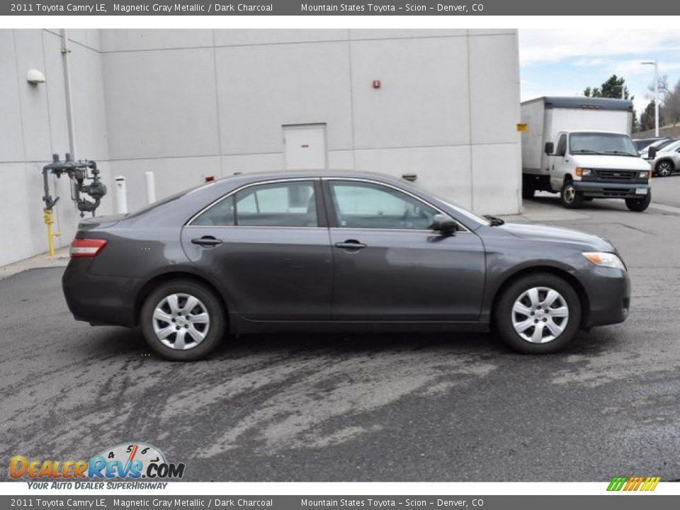 2011 Toyota Camry LE Magnetic Gray Metallic / Dark Charcoal Photo #7