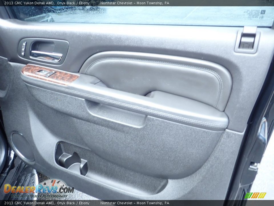 2013 GMC Yukon Denali AWD Onyx Black / Ebony Photo #17