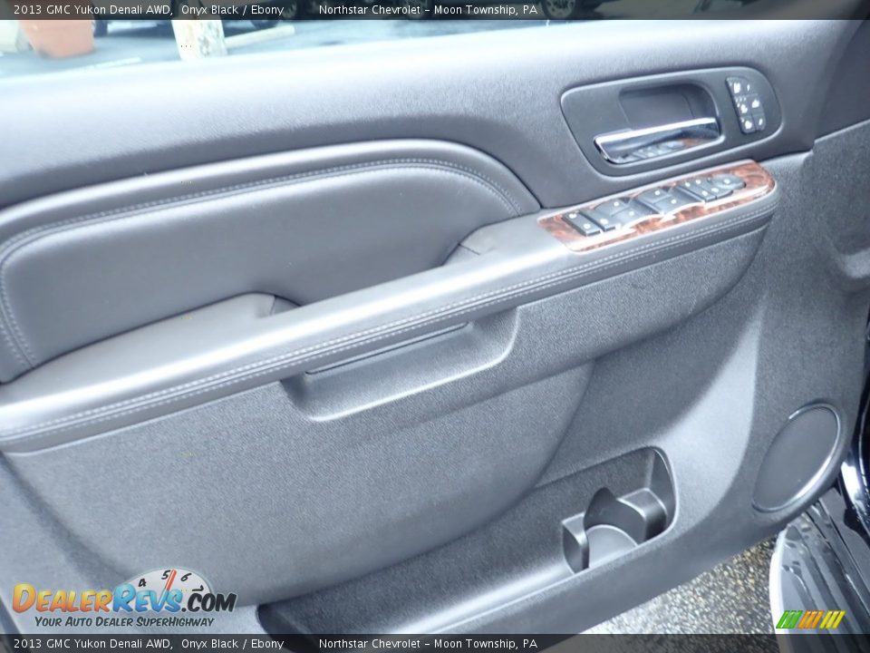 2013 GMC Yukon Denali AWD Onyx Black / Ebony Photo #24