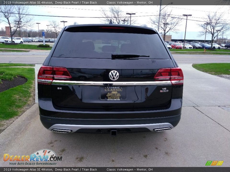 2019 Volkswagen Atlas SE 4Motion Deep Black Pearl / Titan Black Photo #5