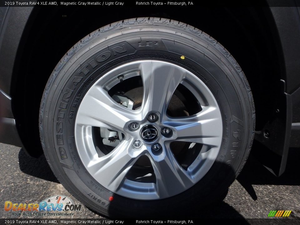 2019 Toyota RAV4 XLE AWD Magnetic Gray Metallic / Light Gray Photo #5