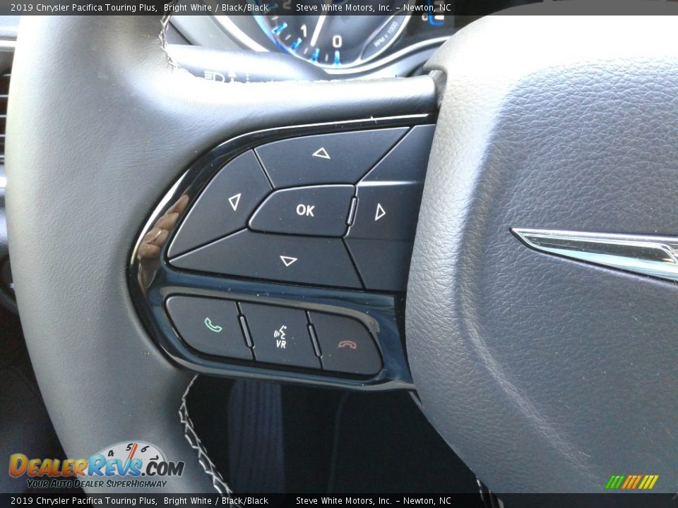 2019 Chrysler Pacifica Touring Plus Bright White / Black/Black Photo #20
