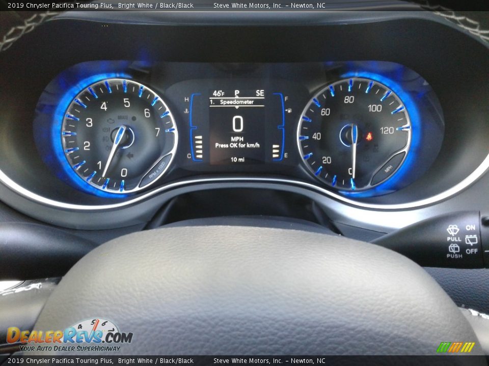 2019 Chrysler Pacifica Touring Plus Bright White / Black/Black Photo #22