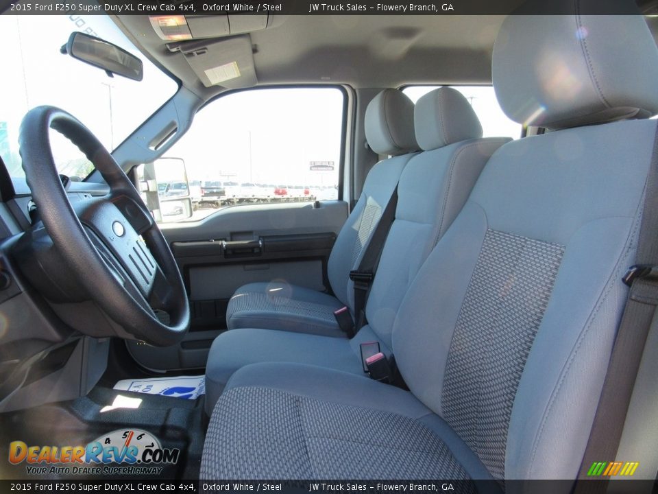 2015 Ford F250 Super Duty XL Crew Cab 4x4 Oxford White / Steel Photo #17
