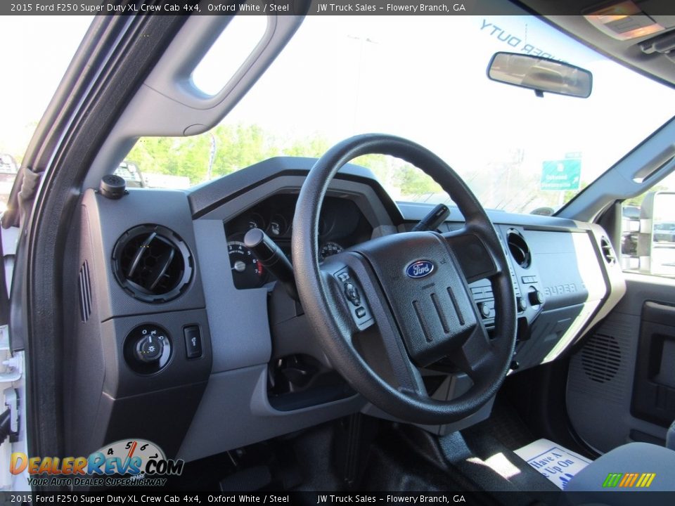 2015 Ford F250 Super Duty XL Crew Cab 4x4 Oxford White / Steel Photo #19