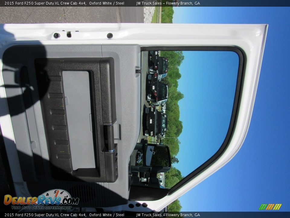 2015 Ford F250 Super Duty XL Crew Cab 4x4 Oxford White / Steel Photo #22