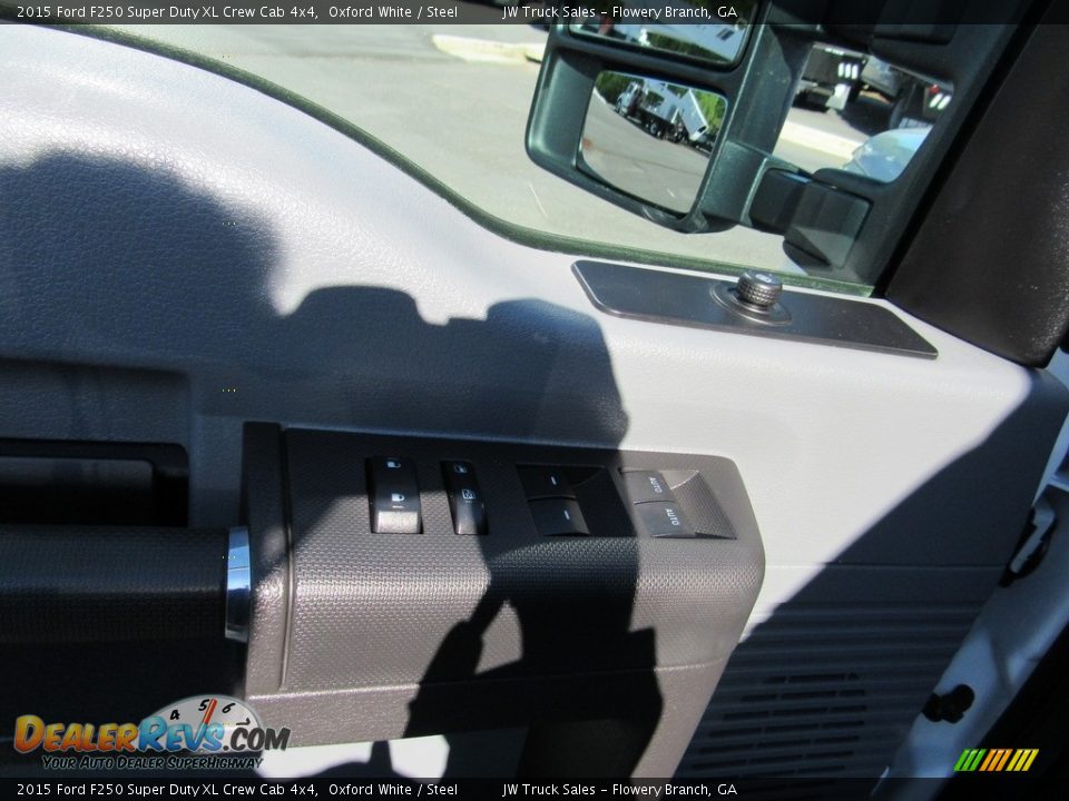 2015 Ford F250 Super Duty XL Crew Cab 4x4 Oxford White / Steel Photo #23