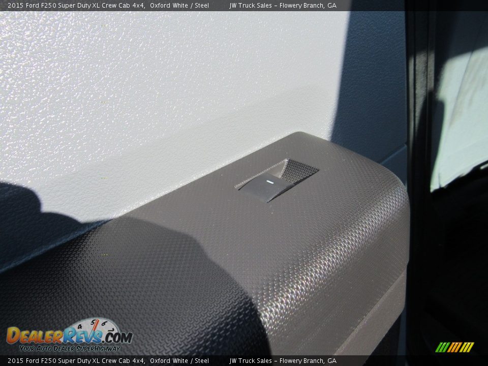 2015 Ford F250 Super Duty XL Crew Cab 4x4 Oxford White / Steel Photo #25