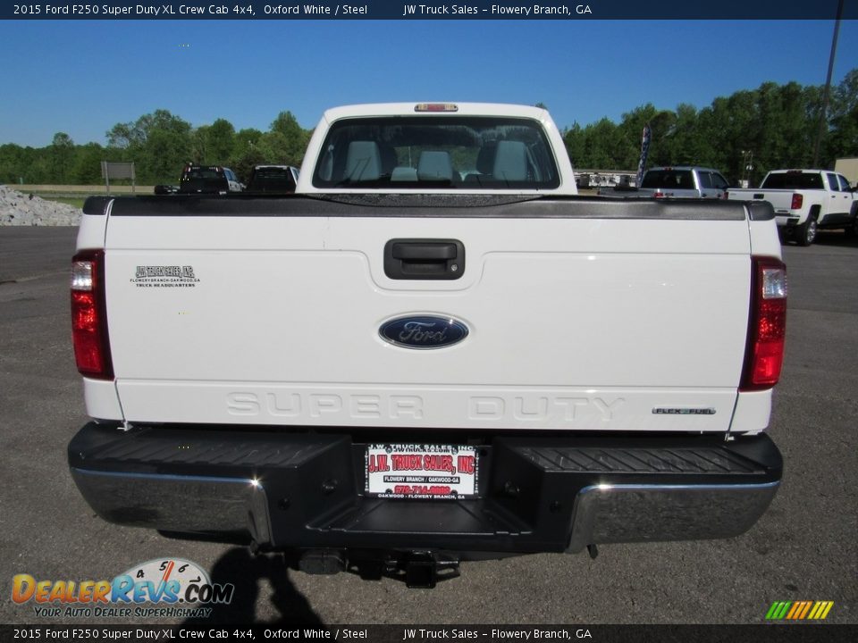 2015 Ford F250 Super Duty XL Crew Cab 4x4 Oxford White / Steel Photo #32