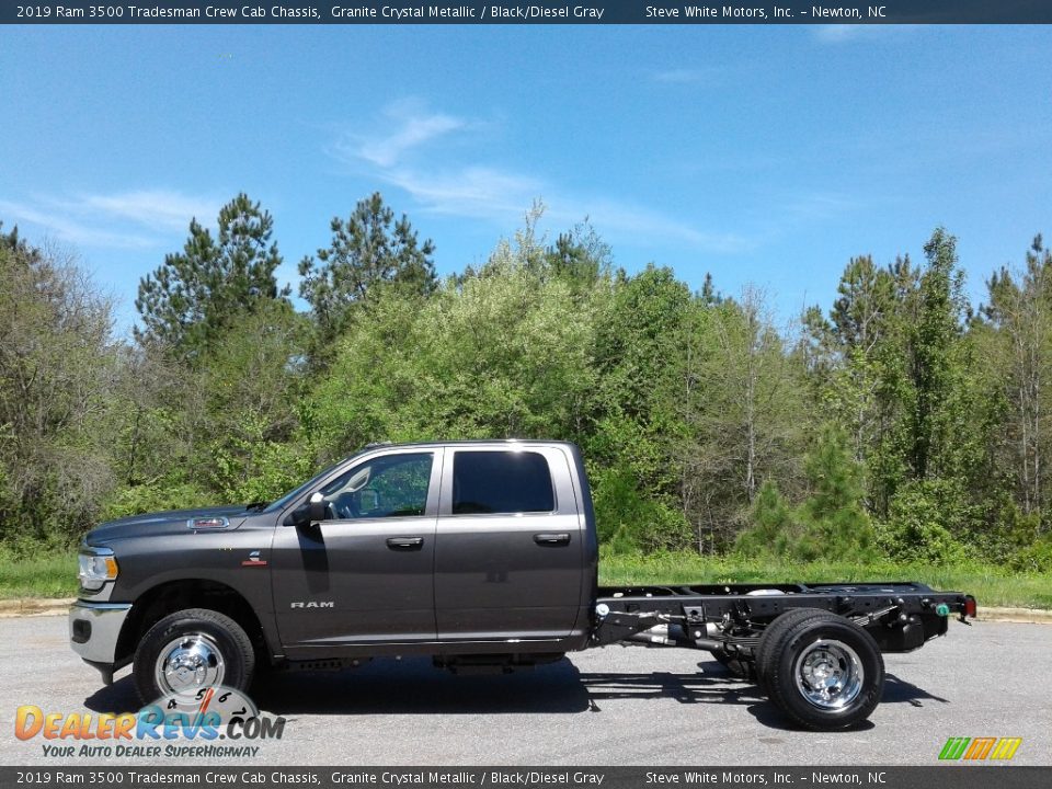 2019 Ram 3500 Tradesman Crew Cab Chassis Granite Crystal Metallic / Black/Diesel Gray Photo #1