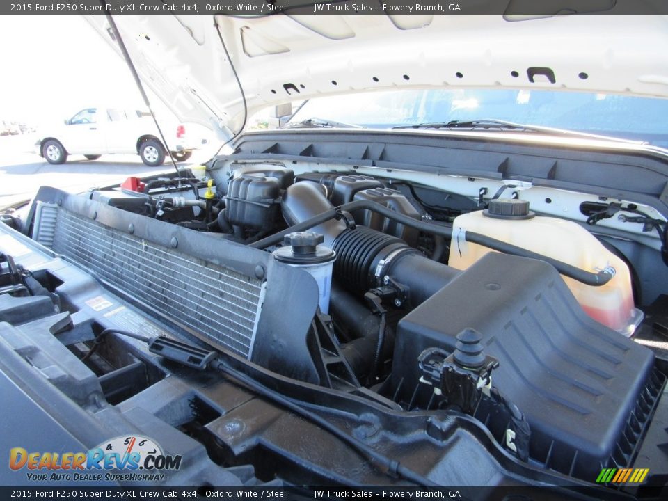 2015 Ford F250 Super Duty XL Crew Cab 4x4 Oxford White / Steel Photo #36
