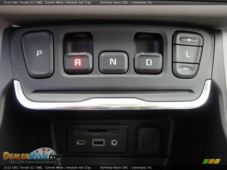 2019 GMC Terrain SLT AWD Shifter Photo #20