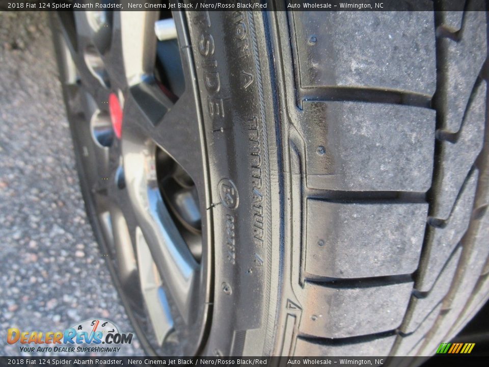 2018 Fiat 124 Spider Abarth Roadster Nero Cinema Jet Black / Nero/Rosso Black/Red Photo #10