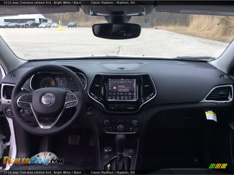 2019 Jeep Cherokee Limited 4x4 Bright White / Black Photo #11