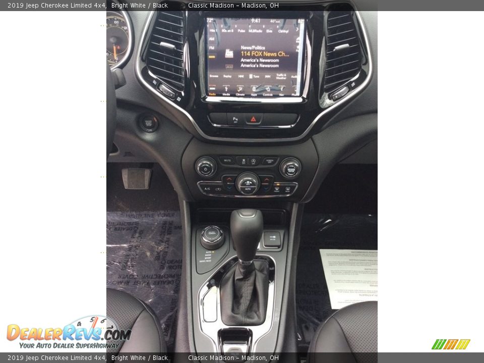2019 Jeep Cherokee Limited 4x4 Bright White / Black Photo #13